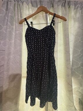 Old Navy Black and White Printed Mini Dress